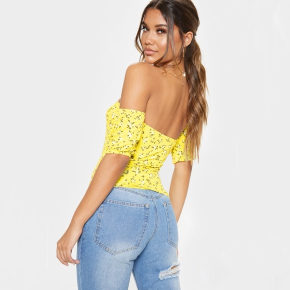 PrettyLittleThing Yellow Ditsy Floral Bardot Off Shoulder Top Shirr Blouse - Picture 6 of 10